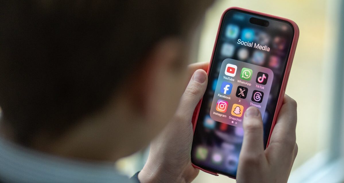 Instagram TikTok’u taklit etmeye devam ediyor (Ve bu strateji işe yarıyor)