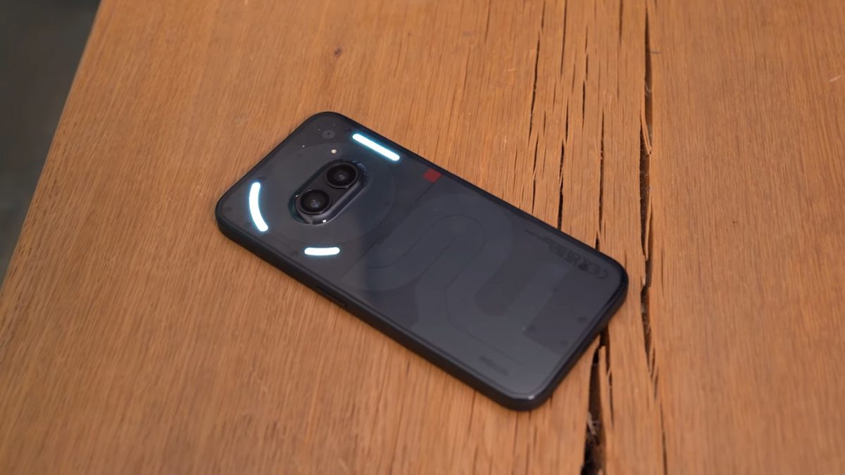 Nothing Phone (2a) incelemesi: Göz alıcı tasarıma ulaşmak artık daha kolay