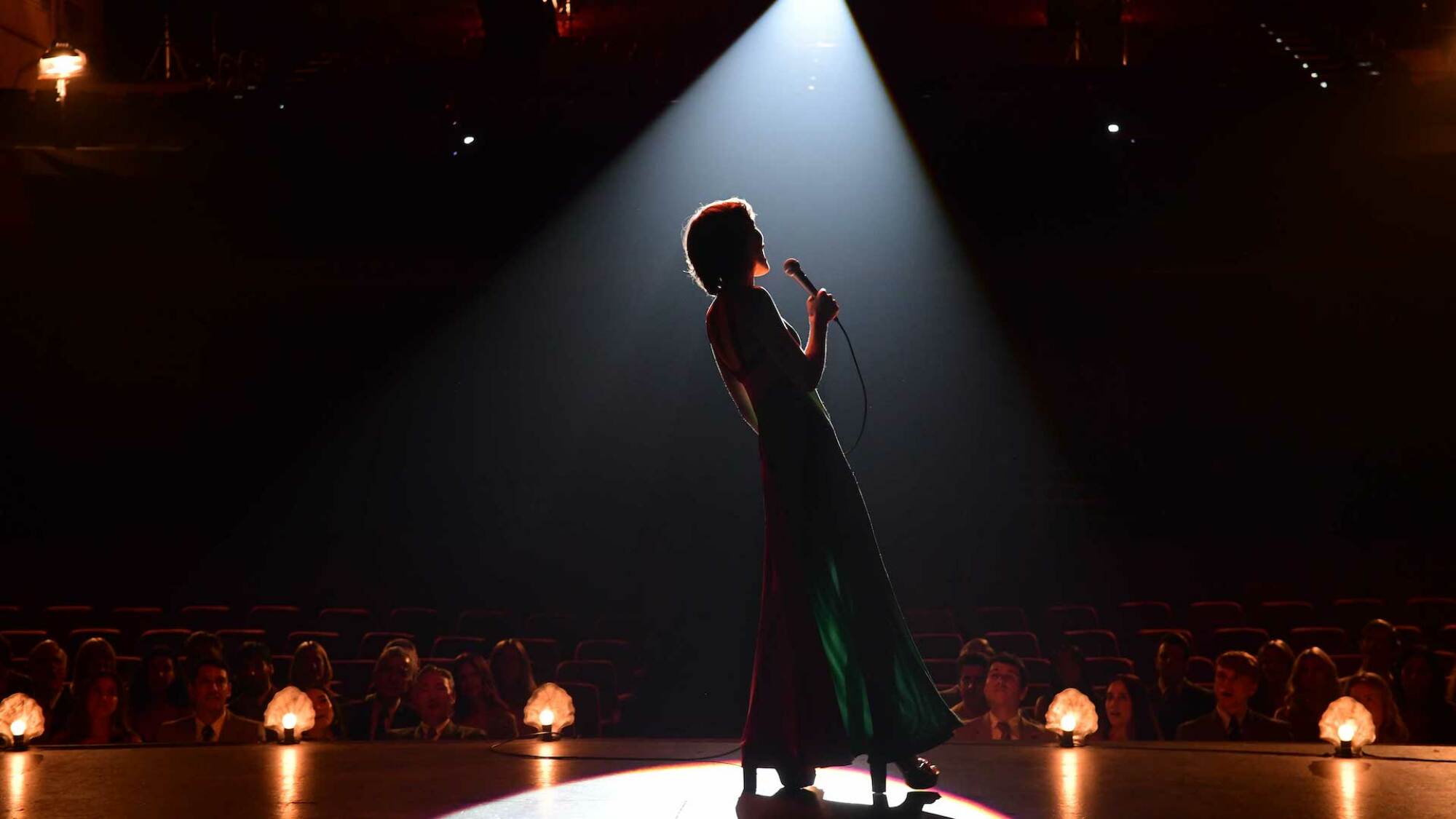 A still from the biopic about Australian singer/songwriter Helen Reddy.