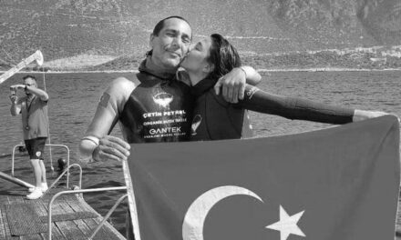 Milli dalgıç Serkan Toprak, evde egzersiz yaptığı sırada fenalaşıp hayatını kaybetti