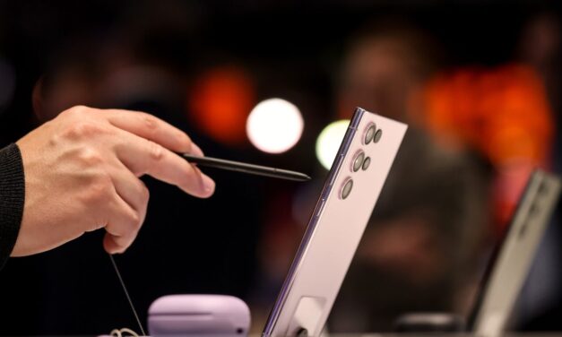 Samsung Galaxy S23’te yaşanan donma sorununun sebebi belli oldu: Google