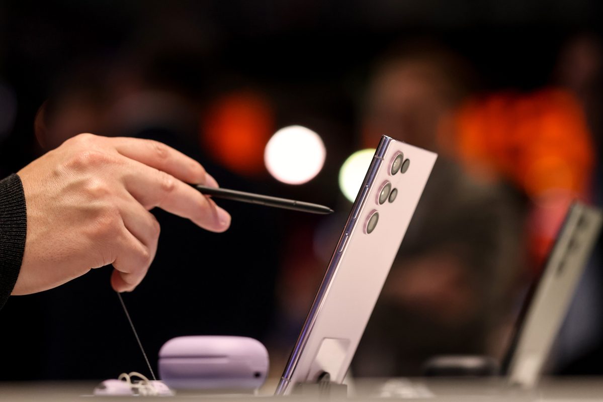Samsung Galaxy S23’te yaşanan donma sorununun sebebi belli oldu: Google