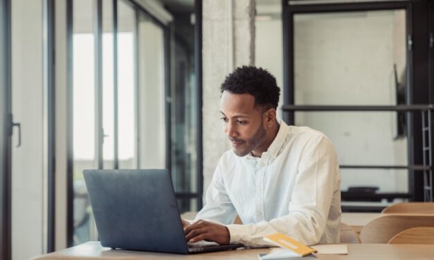 Score unlimited access to MS Office for Windows or Mac