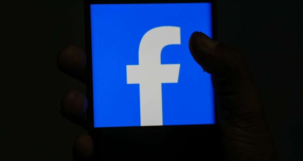 Meta briefly blocked a local news organization critical of Facebook