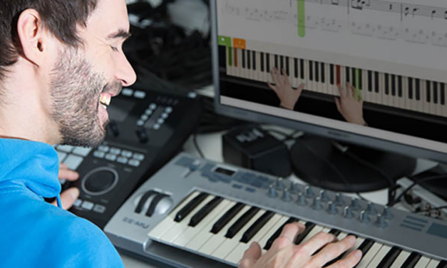 Best AI piano lessons deal: 90% off Skoove