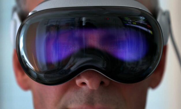 Apple Vision Pro: The internet is amazed by this viral X-ray scan