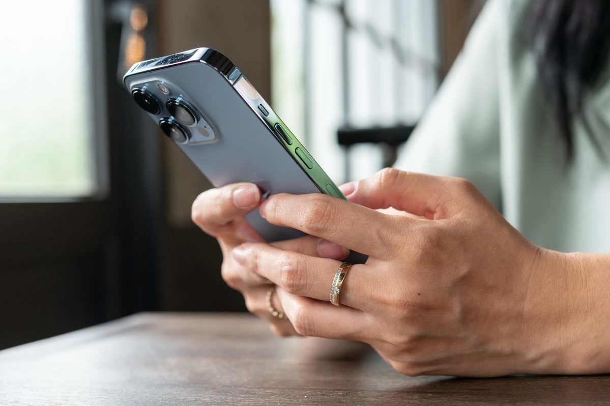 “iPhone parmağı” gerçek bir rahatsızlık mı? Ve bu ne kadar tehlikeli?