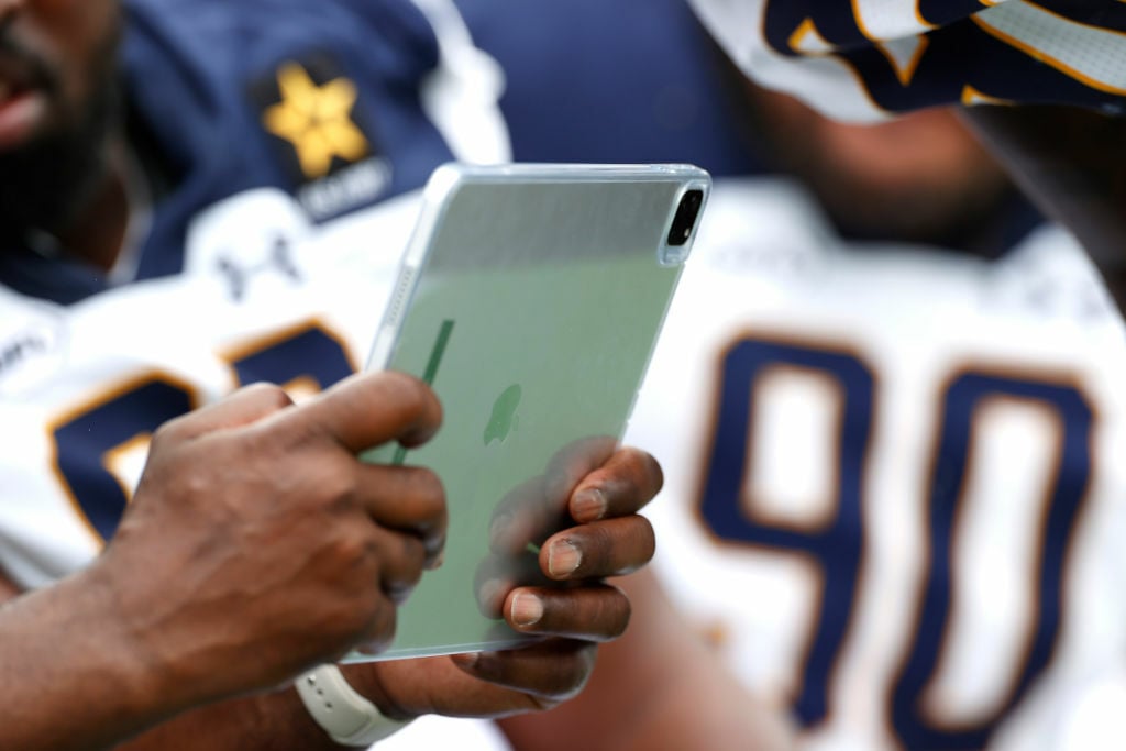 Yakında 2 model geliyor, üstelik iPhone’lardan alınma bir özellik ile…