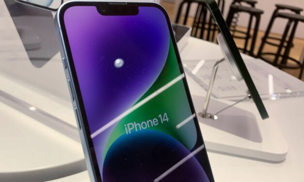 iPhone SE 4’te büyük tasarım değişikliği (iPhone 14’e mi benzeyecek?)