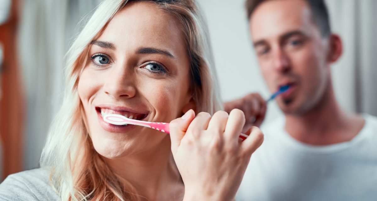 İnternet bunu konuşuyor! ‘Diş fırçaladıktan sonra ağzınızı çalkalamayın!’