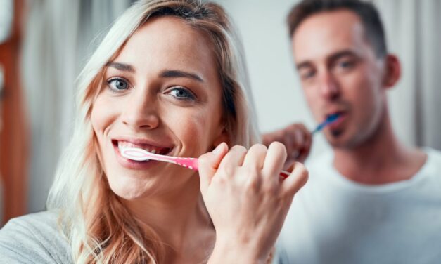 İnternet bunu konuşuyor! ‘Diş fırçaladıktan sonra ağzınızı çalkalamayın!’